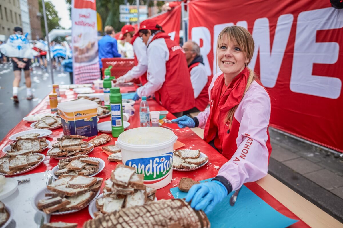 Volunteers Ziel geschmierte Brote