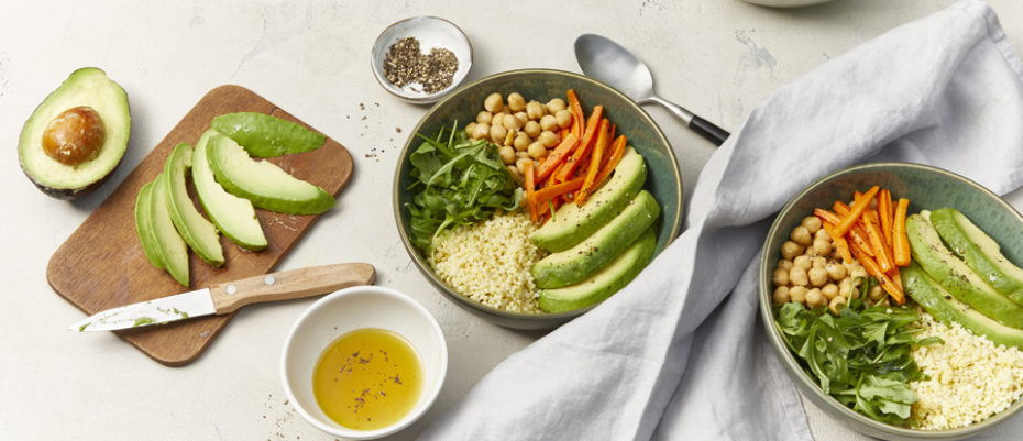 Bild zum Artikel: Rezept: Bunte Bowl mit Gemüse, Hirse und Avocado