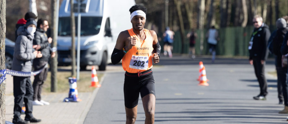 Bild zum Artikel: Samuel Fitwi ist neuer Köln Marathon-Botschafter