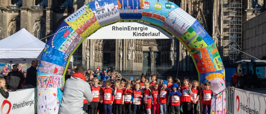 Bild zum Artikel: RheinEnergie Kinderlauf: Laufen am Kölner Dom